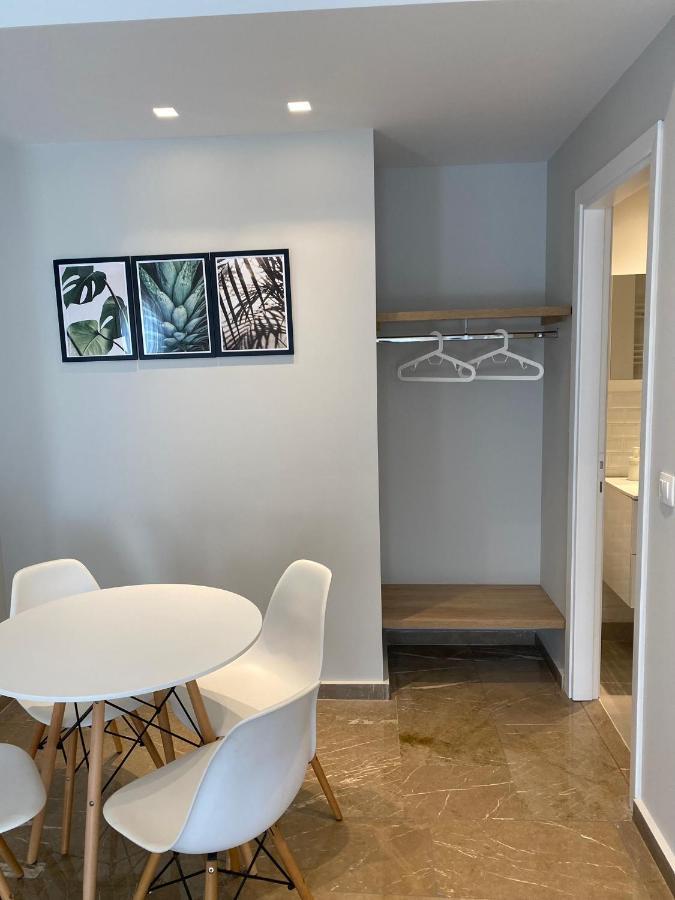 Theta Θ2 Luxury Apartment'S Salonicco Esterno foto