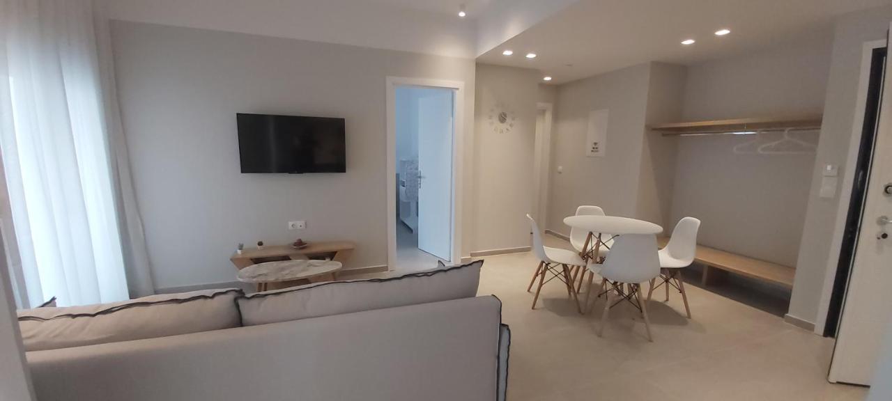 Theta Θ2 Luxury Apartment'S Salonicco Esterno foto